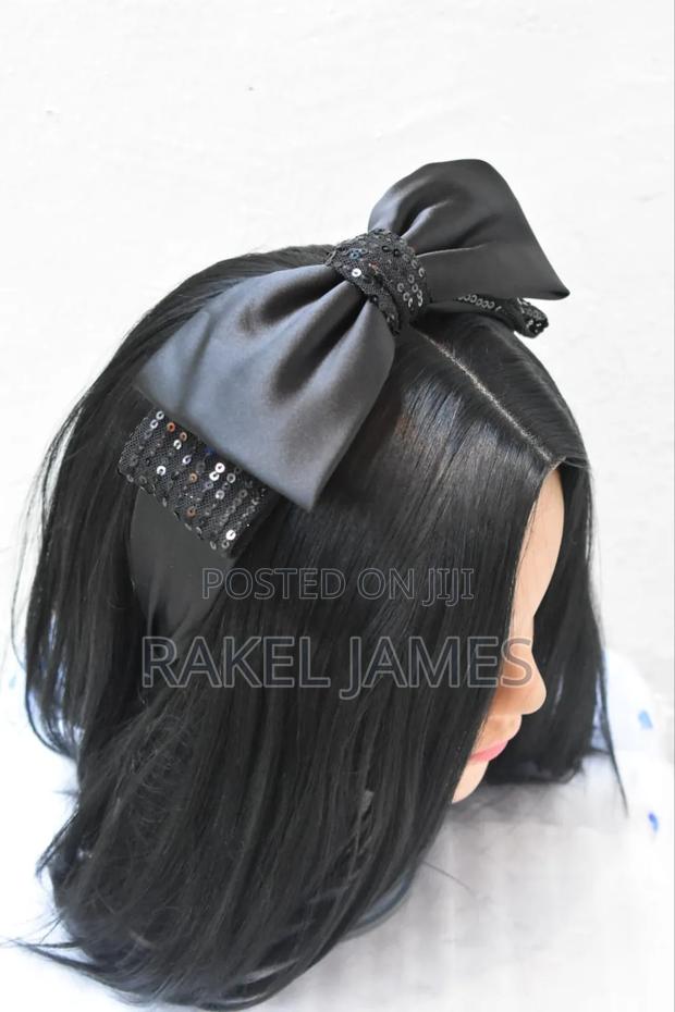 Black Push Back Head Band. - thumbnail 4