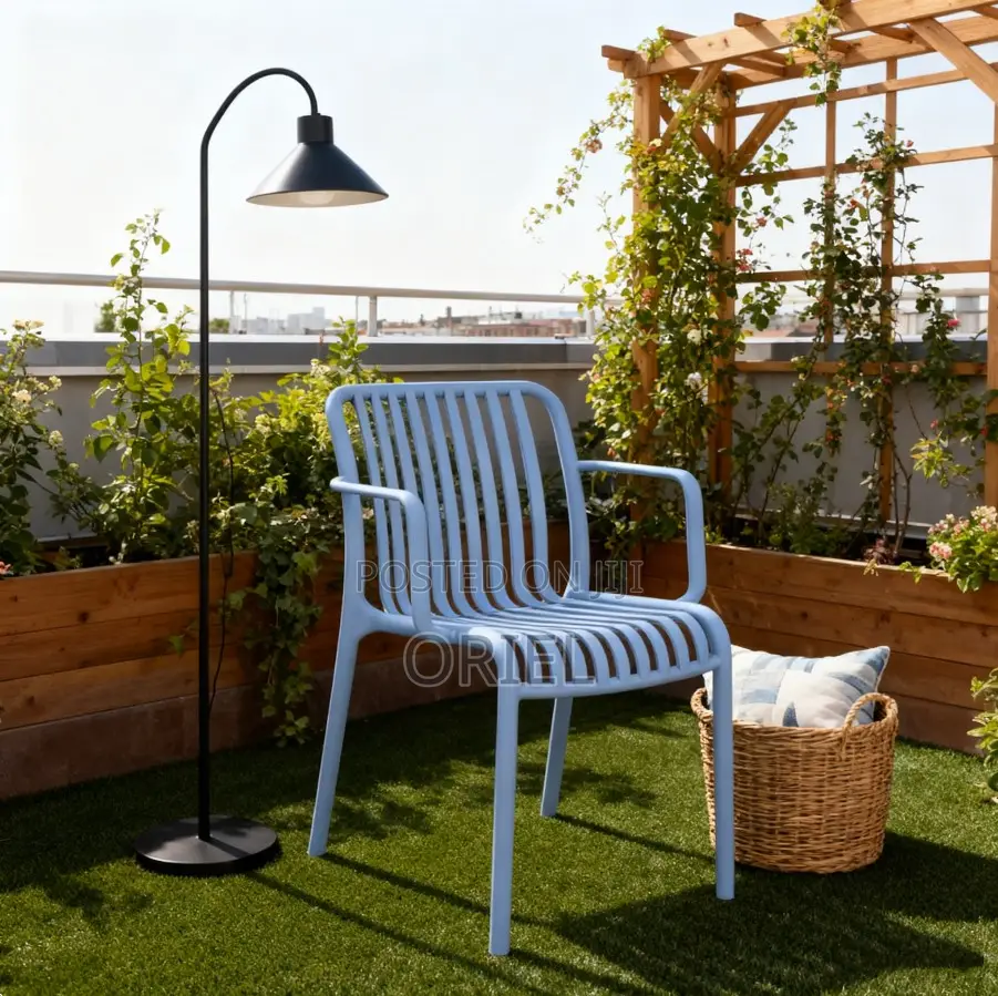 Outdoor Chair : Stackable Striped Outdoor Plastic Dining Chair