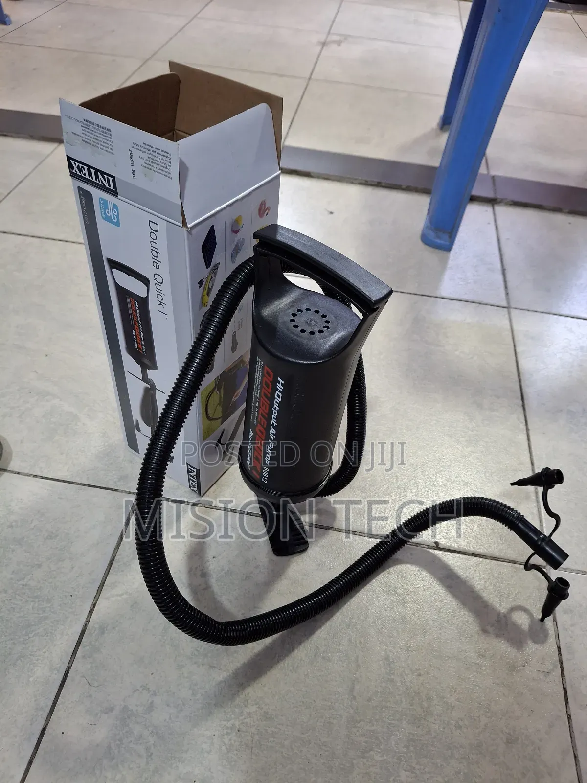 Manual Pump for Inflating Mattresses and Sofas