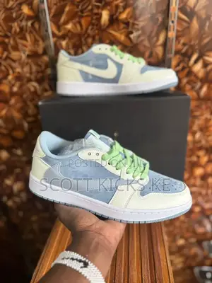 Air Jordan 1 Low X Travis Scott X Fragment