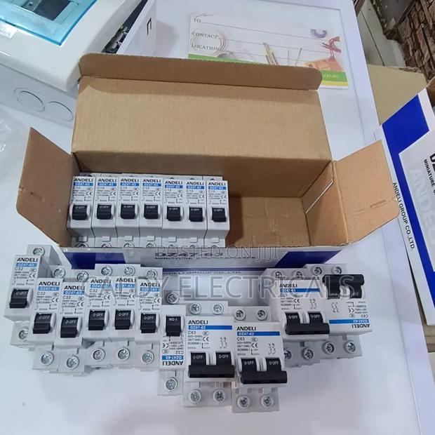 MCB Andeli Dz47-63 Double-Pole Miniature Circuit Breaker Hy4