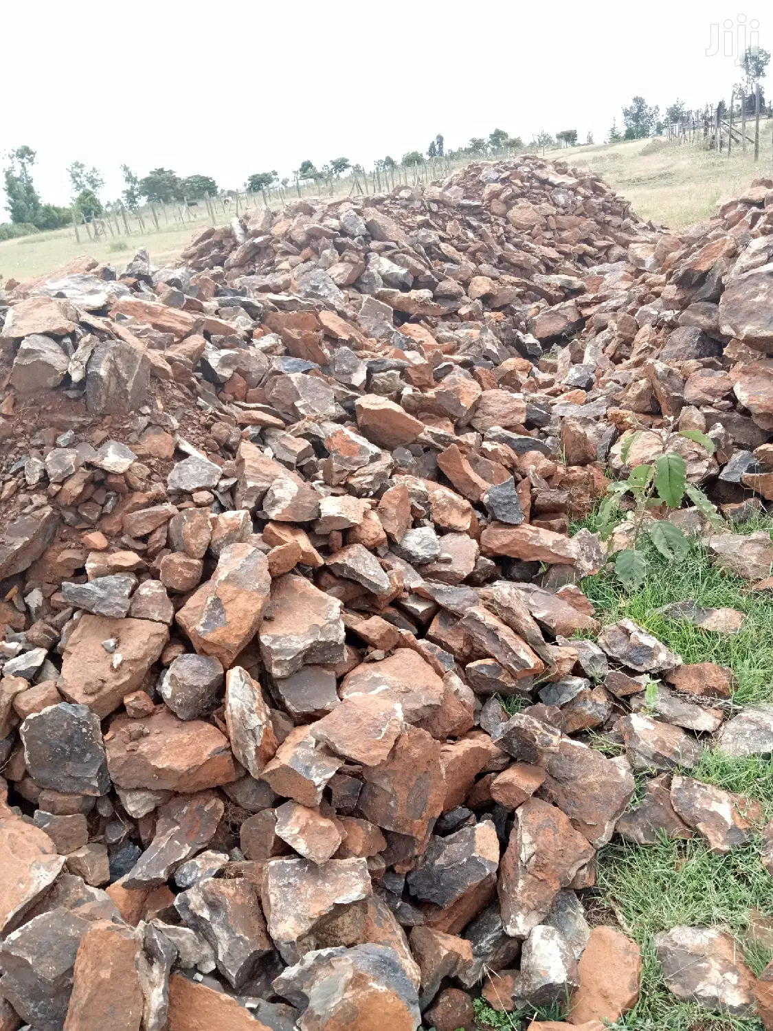 Machine Cut Stones,Foundation Stones,Sand,Ballast,Quarry Dust