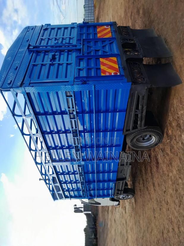 Isuzu NPR KBV 2013 - thumbnail 3