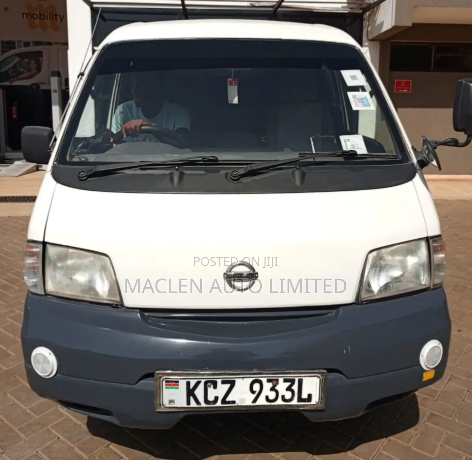 Nissan Vanette 2013 White
