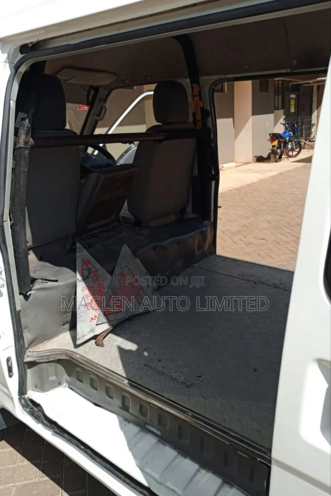Nissan Vanette 2013 White