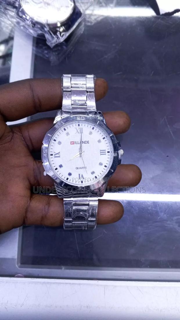 Quartz Watch With a Silver-Tone - main view