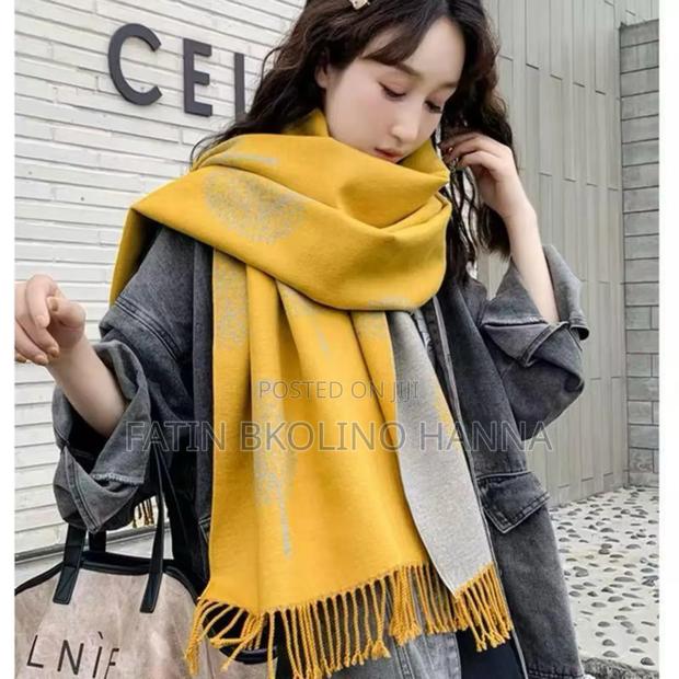 2 Sided Cashmere Shawls - thumbnail 3