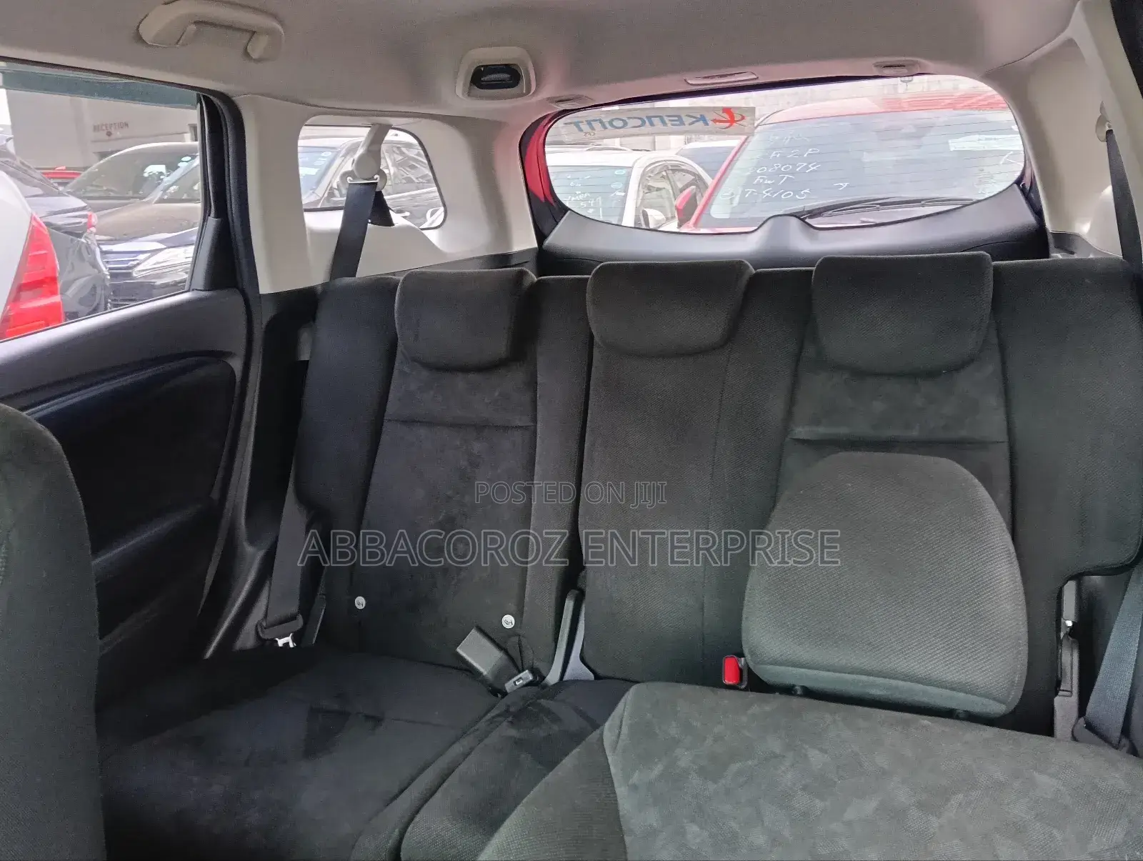 Honda Fit Shuttle 1.5 Hybrid 2WD 2019 Black