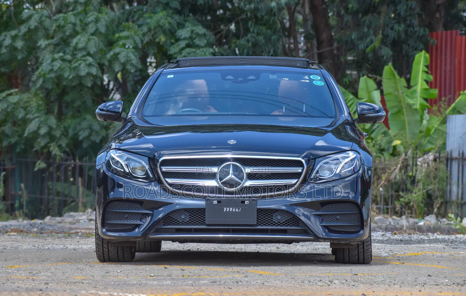 Mercedes-Benz E200 2019 Black