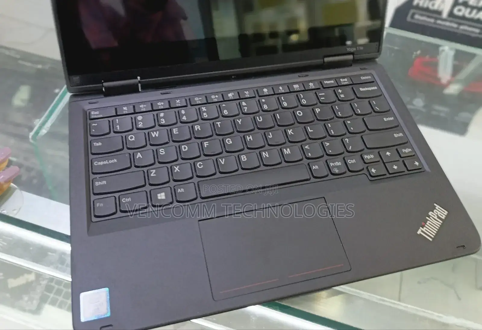 Laptop Lenovo Yoga 11e 4GB Intel Celeron SSD 140GB