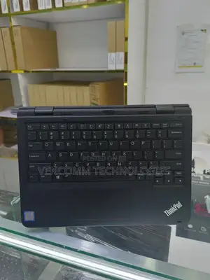 Laptop Lenovo Yoga 11e 4GB Intel Celeron SSD 140GB