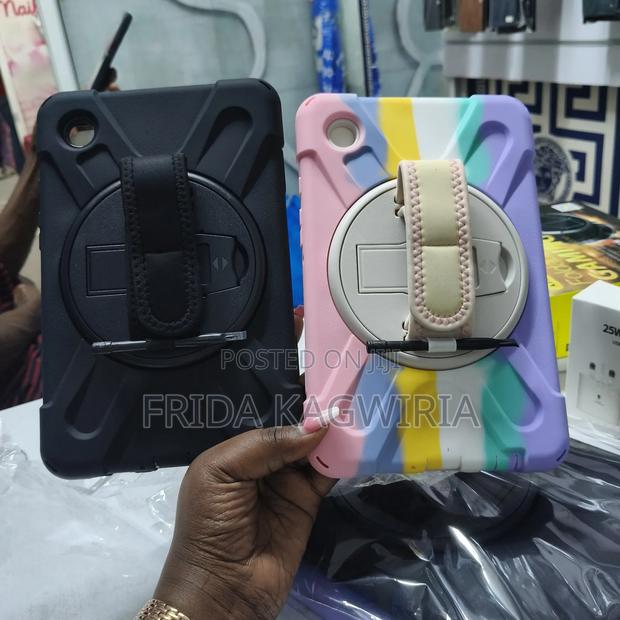 Rugged Shockproof Back Cover For Samsung Tab A9 (Black And Rainbow) - thumbnail 3