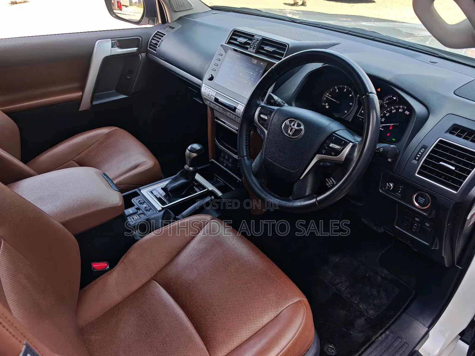 Toyota Land Cruiser Prado 2.8 2021 White