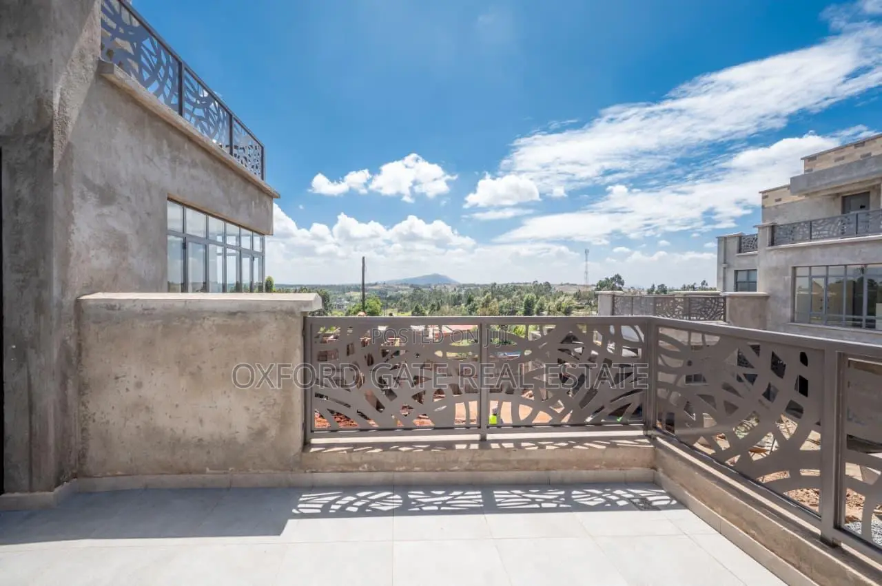 3bdrm Townhouse/Terrace in Atana Terraces, Karai for sale