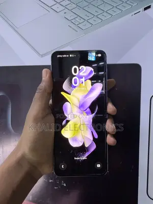 Samsung Galaxy Z Flip4 128 GB Purple