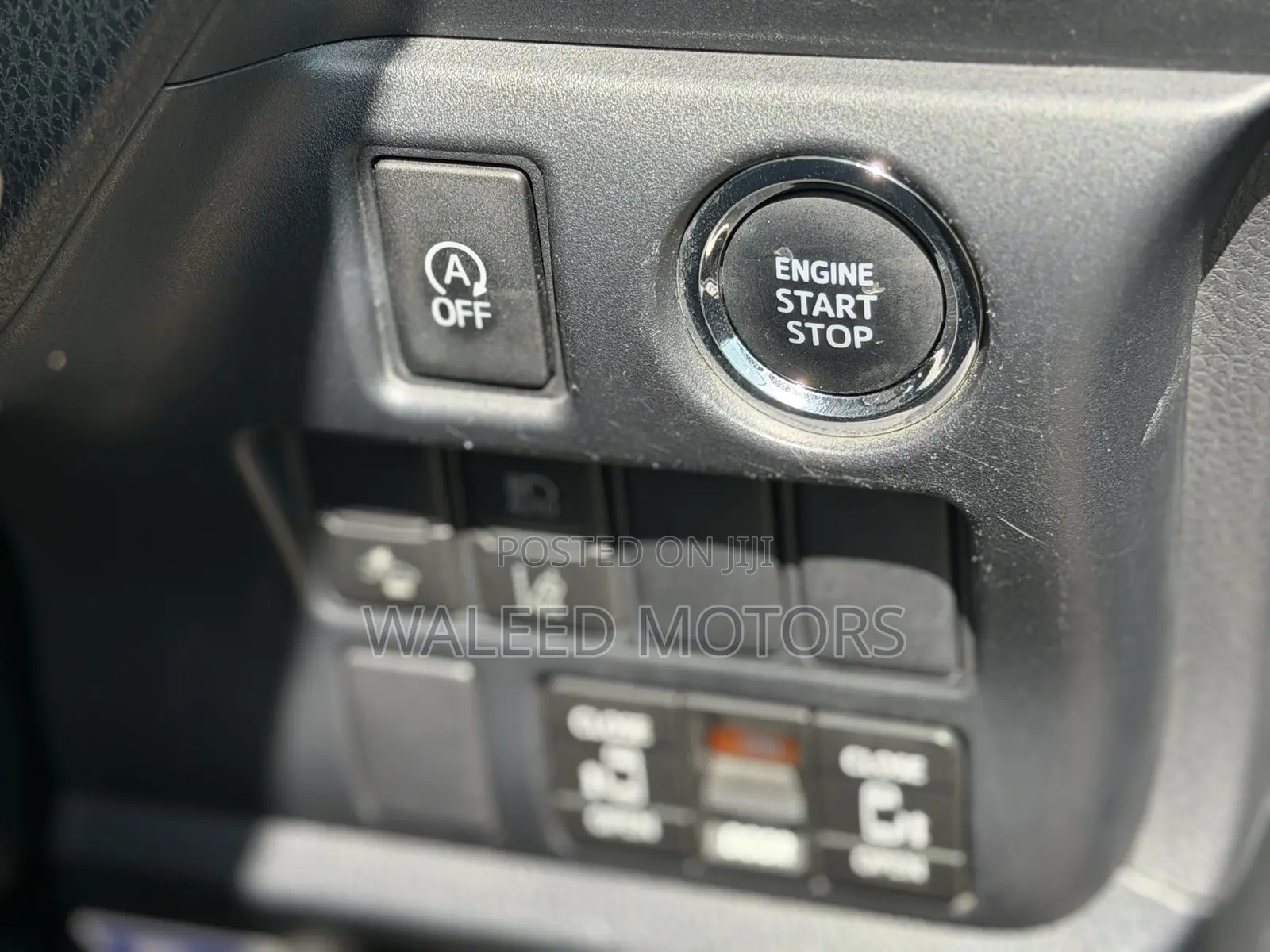 Toyota Voxy 2019 Silver