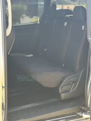 Toyota Voxy 2019 Silver