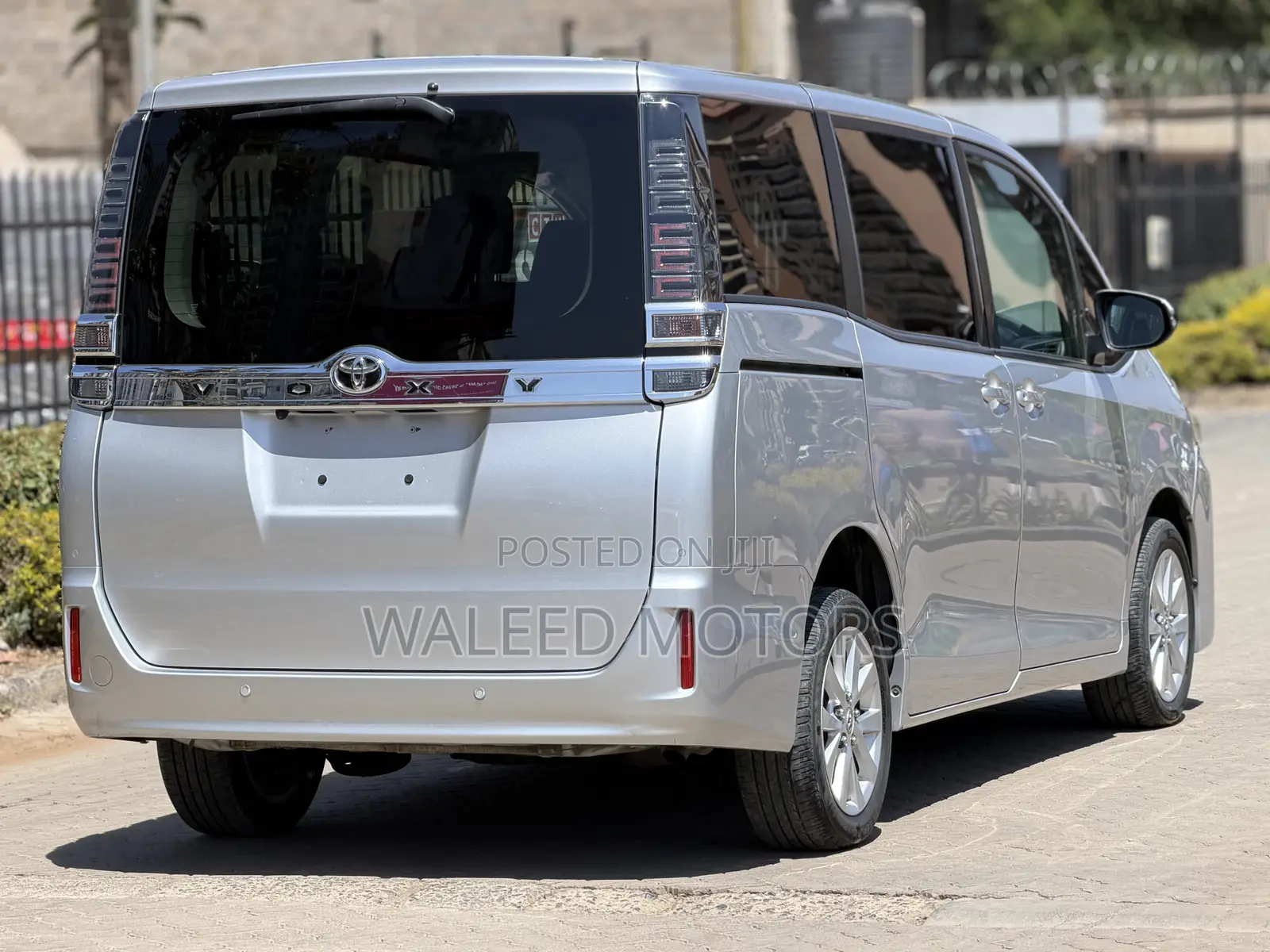 Toyota Voxy 2019 Silver