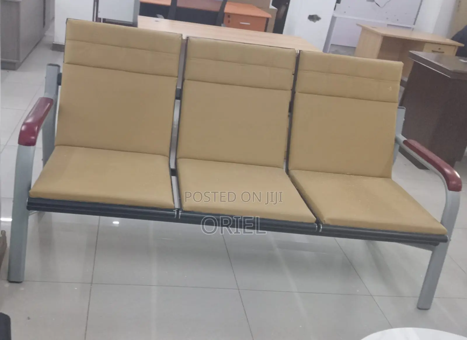 Office Waiting Bench : 5-Seater Office Waiting Padded Bench