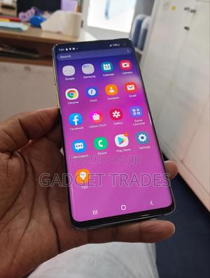Samsung Galaxy S10 128 GB Black - main view