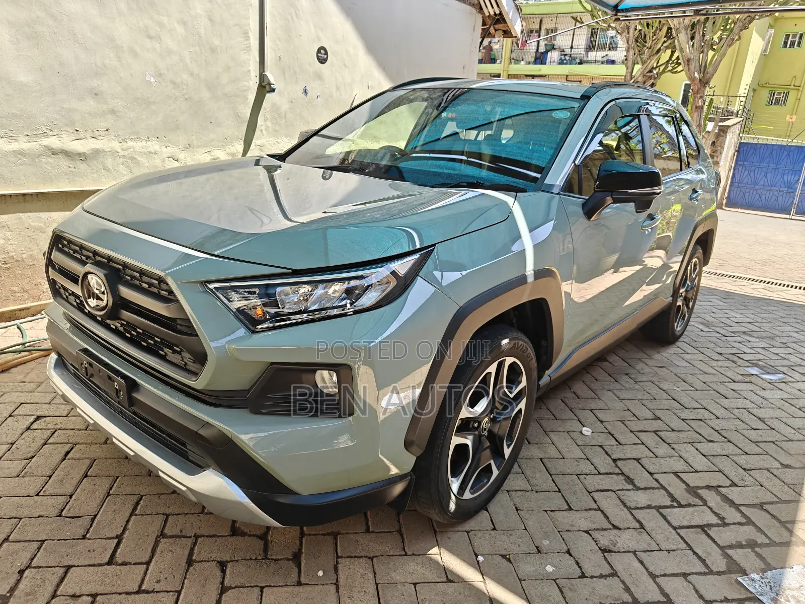 Toyota RAV4 Adventure 2019 Off white
