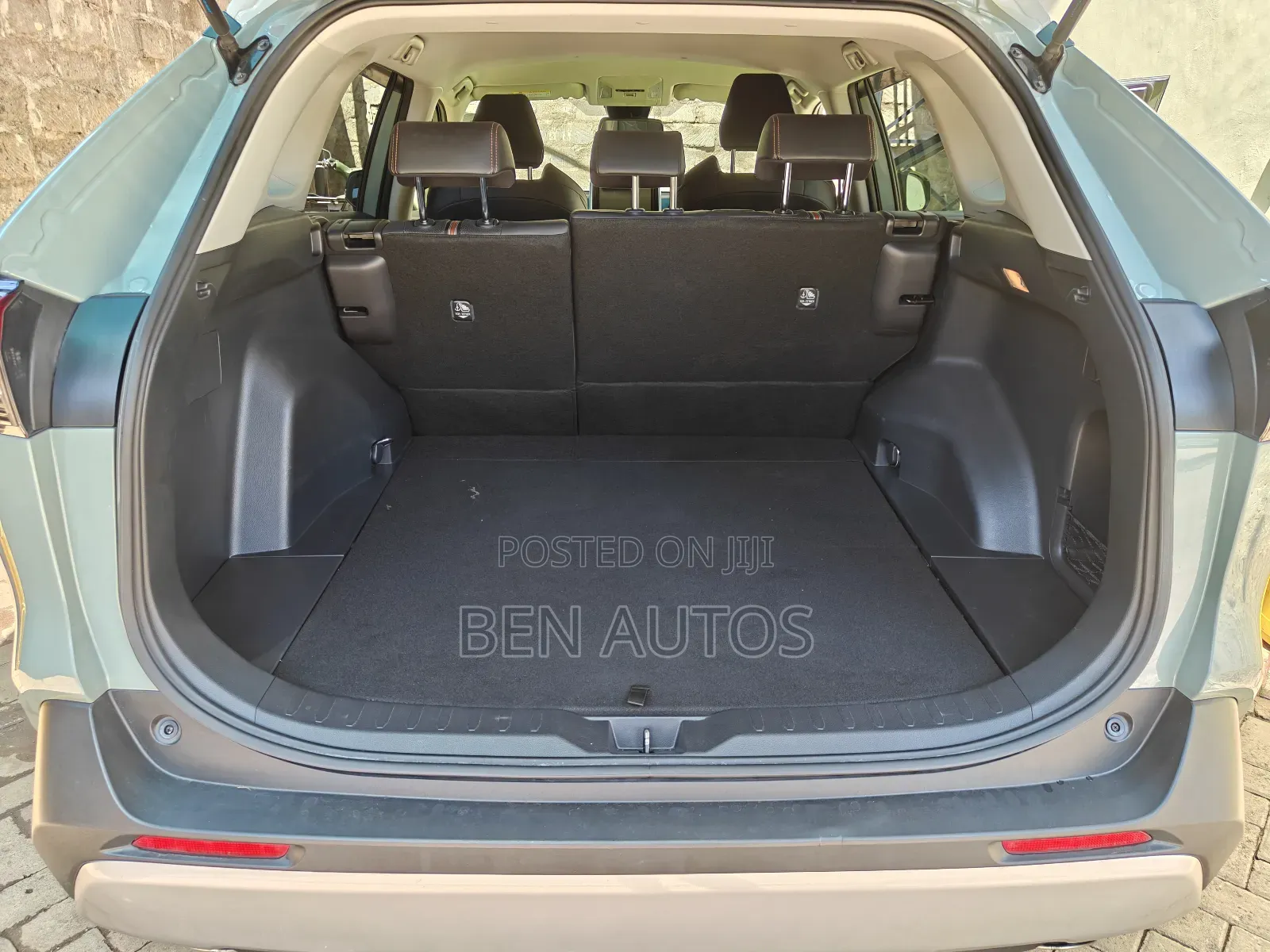 Toyota RAV4 Adventure 2019 Off white