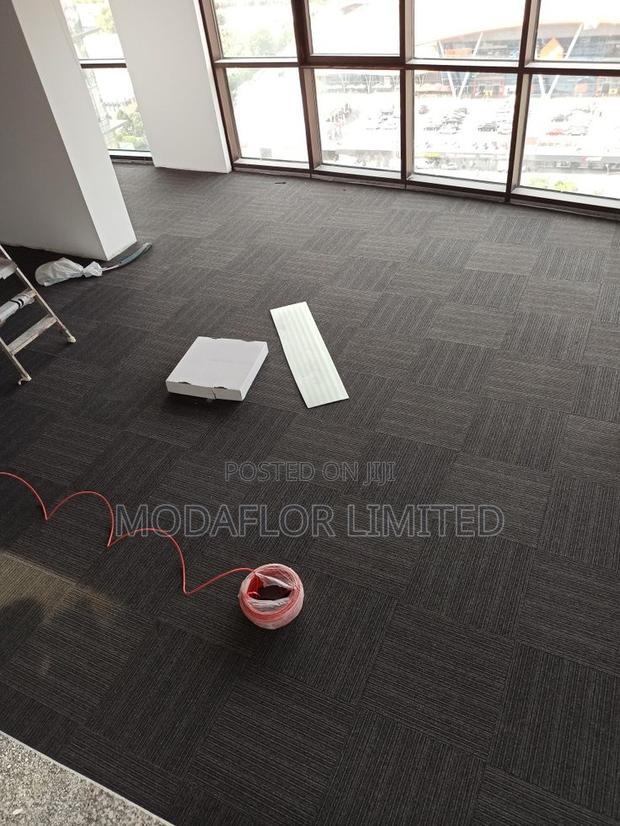 Carpet Tiles – Commercial Grade Interior Flooring