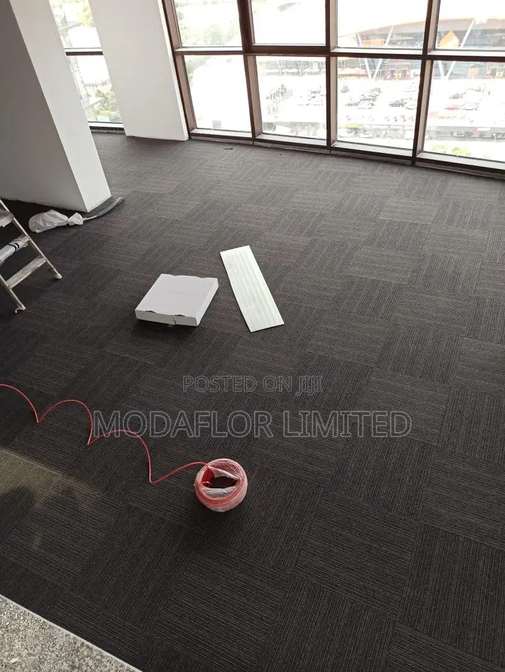 Carpet Tiles – Commercial Grade Interior Flooring