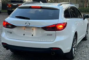 Mazda Atenza 2018 White