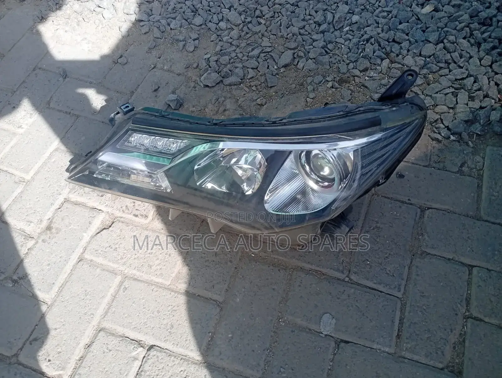 Headlight Rav 4 Local Xenon
