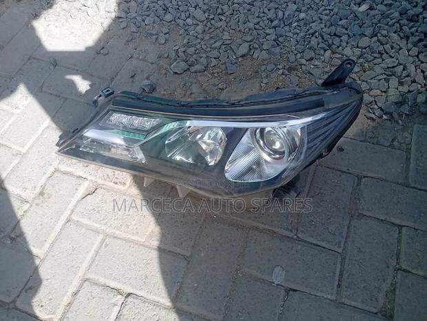 Headlight Rav 4 Local Xenon
