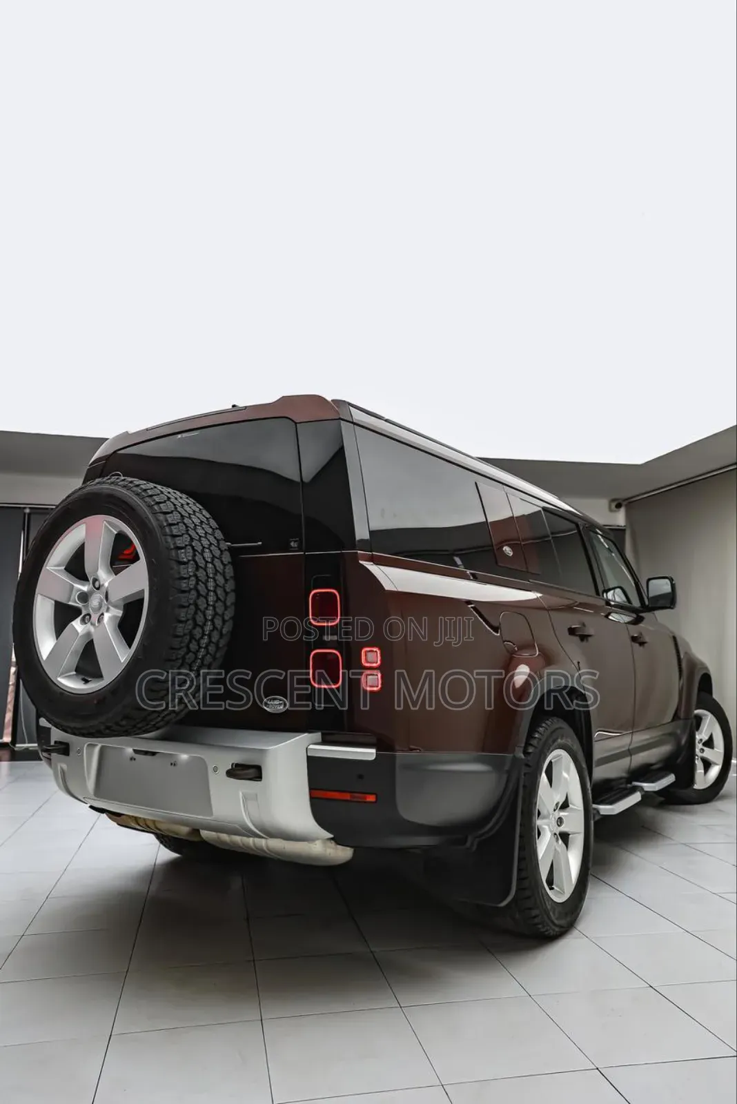 Land Rover Defender 2021 Maroon