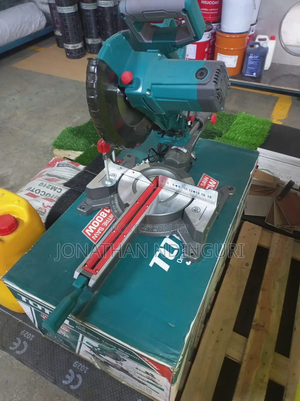 Sliding Mitre Saw