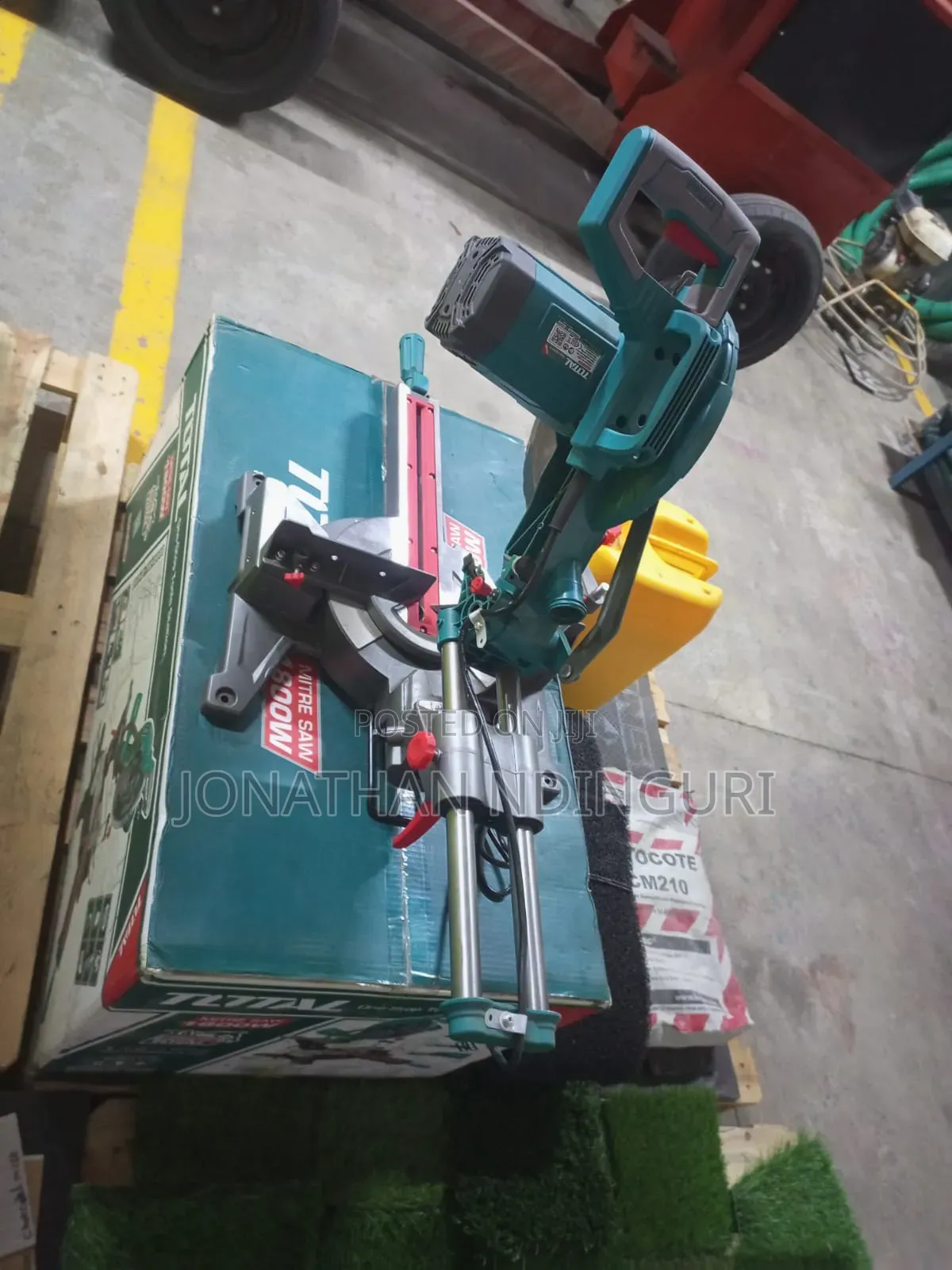 Sliding Mitre Saw