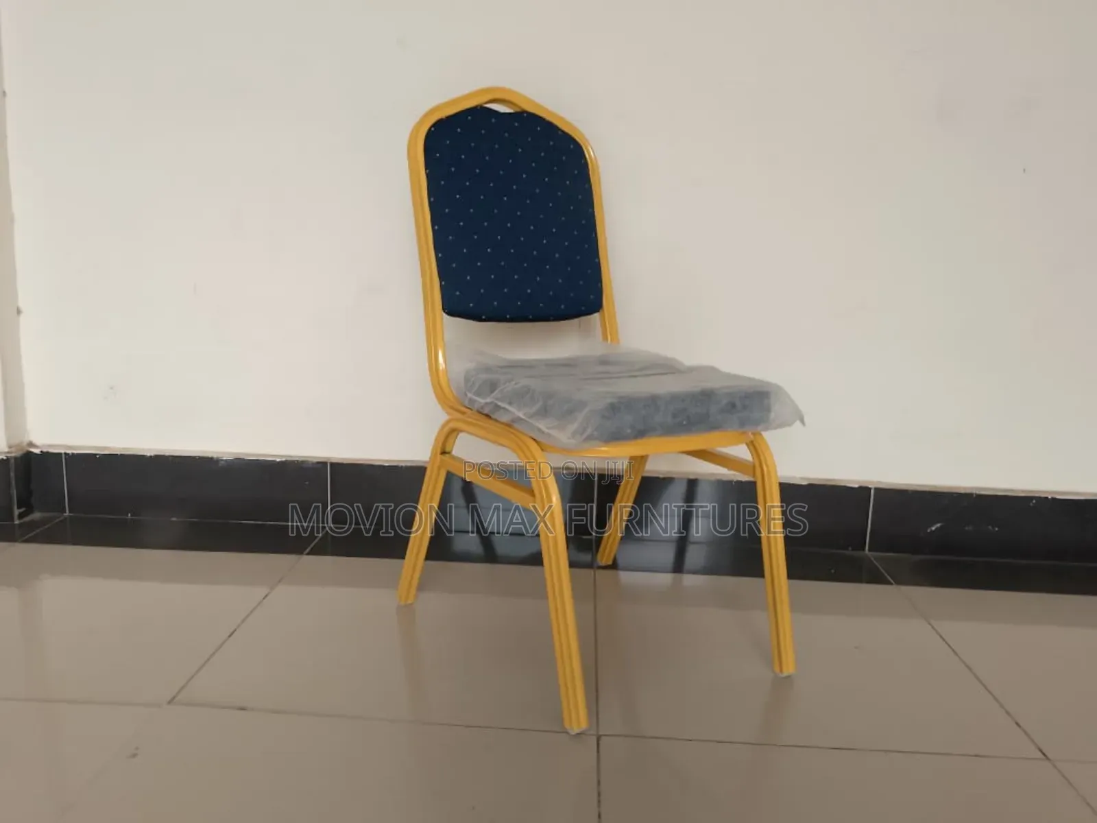 Link Padded Conference Chairs