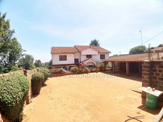 5bdrm Mansion in Kikuyu for rent - main view