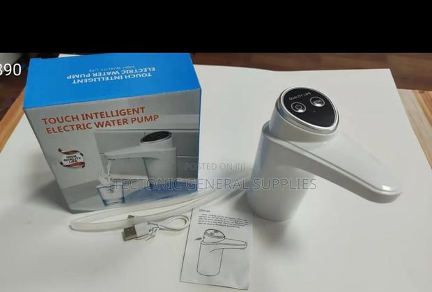 Rechargeable Automatic Water Pump - main view