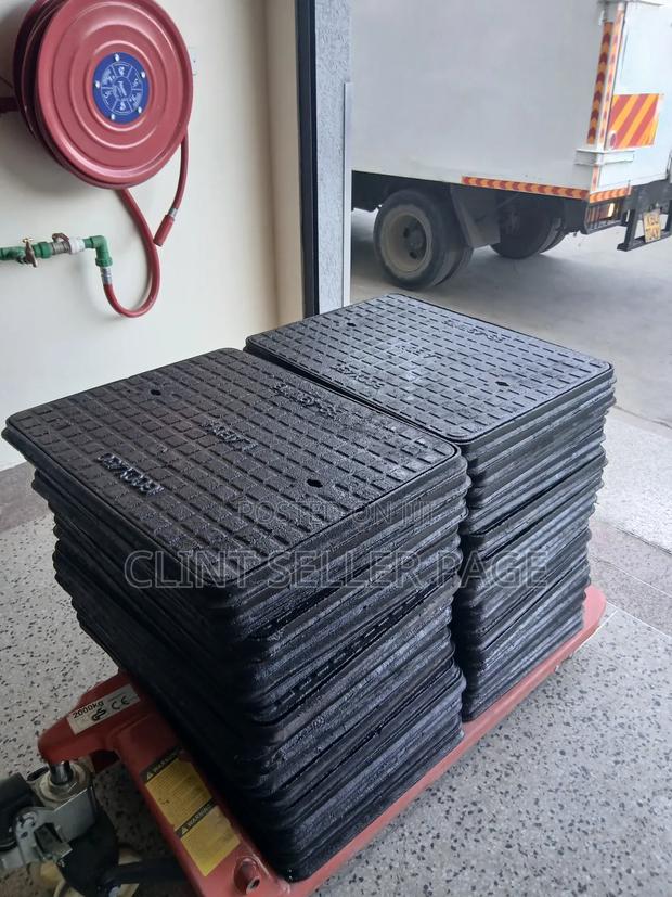 Cast Iron Manhole Lid (Manhole Cover) - thumbnail 2