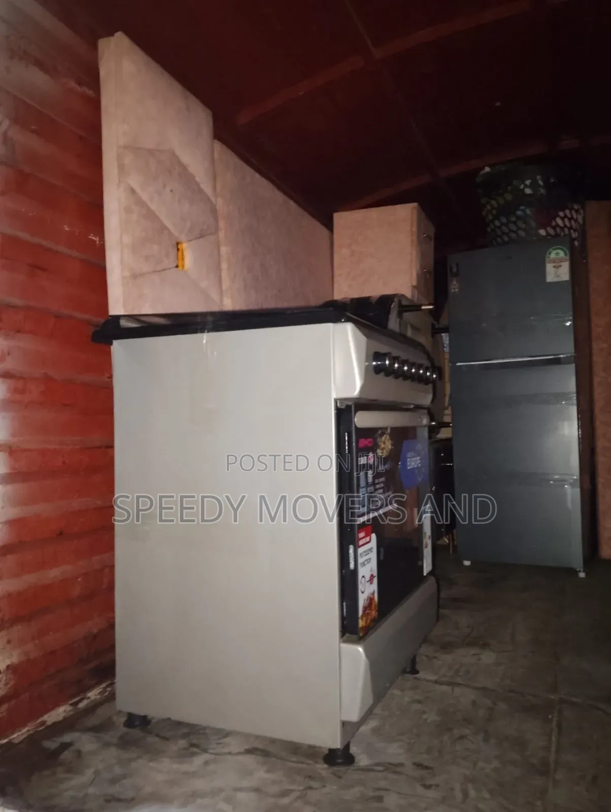 Professional Movers Within Parklands/Ridge Ways Estates