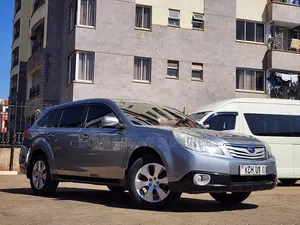 Subaru Outback 2.5i 2011 Silver