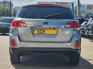 Subaru Outback 2.5i 2011 Silver