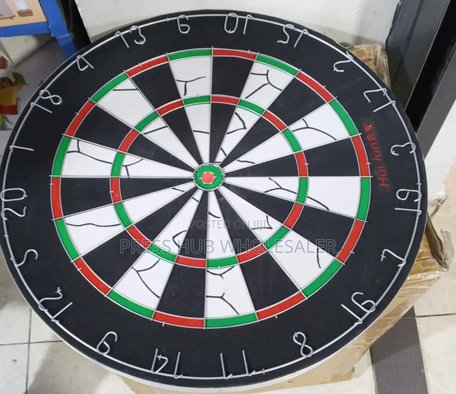 Dartboard Game Set.: 