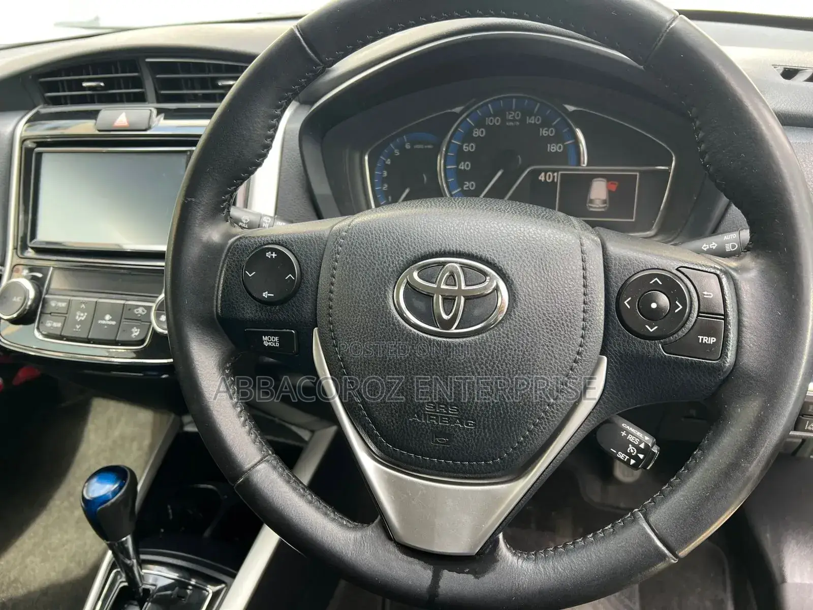 Toyota Corolla Fielder 1.5 Hybrid FWD 2019 Green