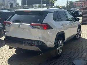 Toyota RAV4 2019 White