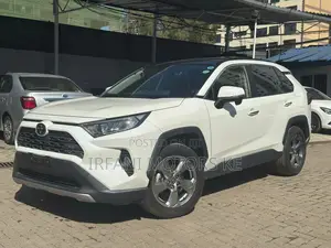 Toyota RAV4 2019 White