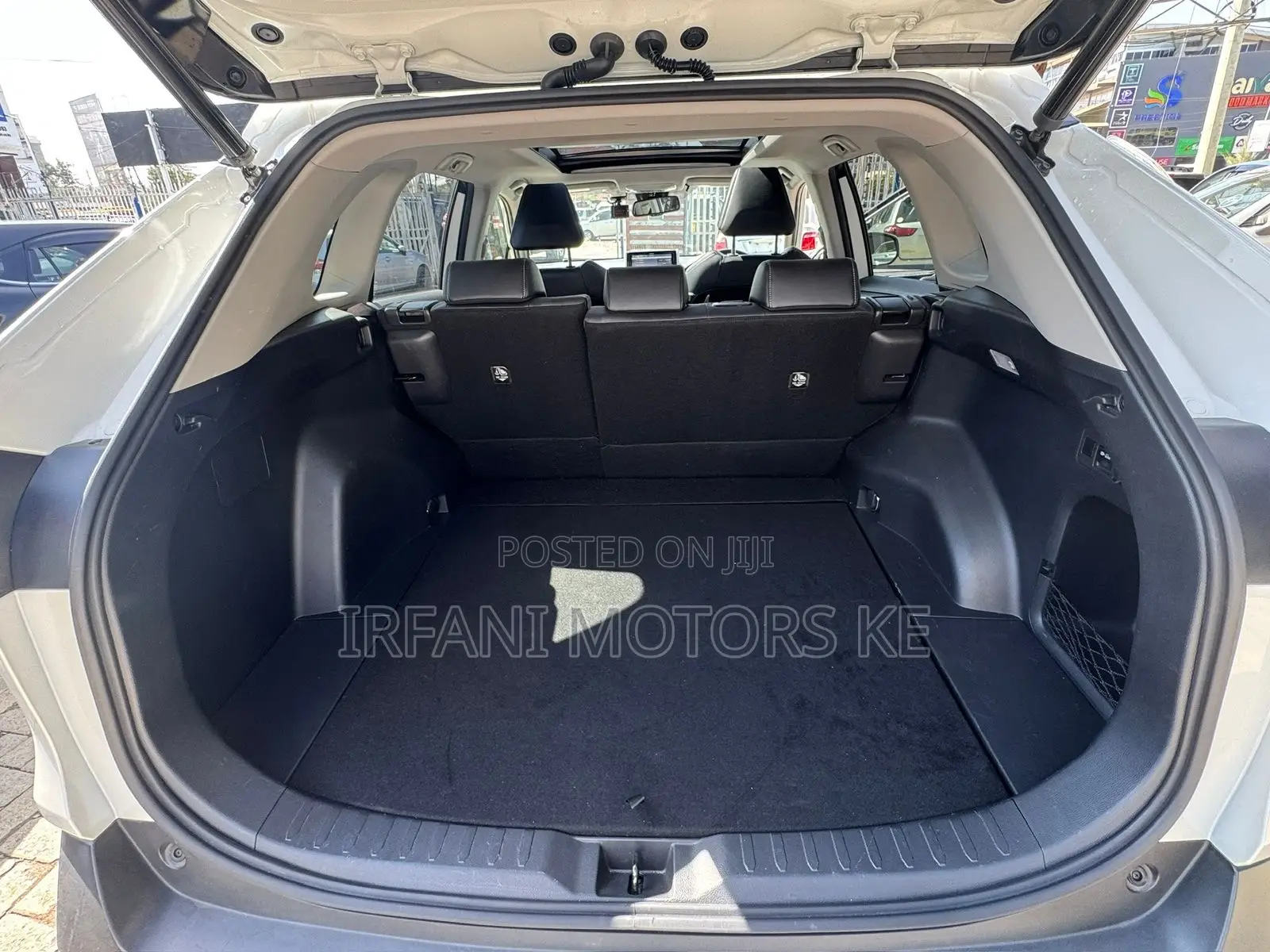 Toyota RAV4 2019 White
