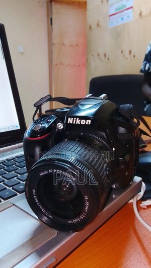 Nikon D5300 - main view