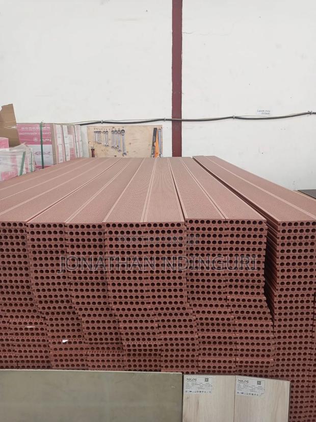 Composite Decking Boards - thumbnail 2