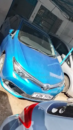 Toyota Auris 2017 Blue