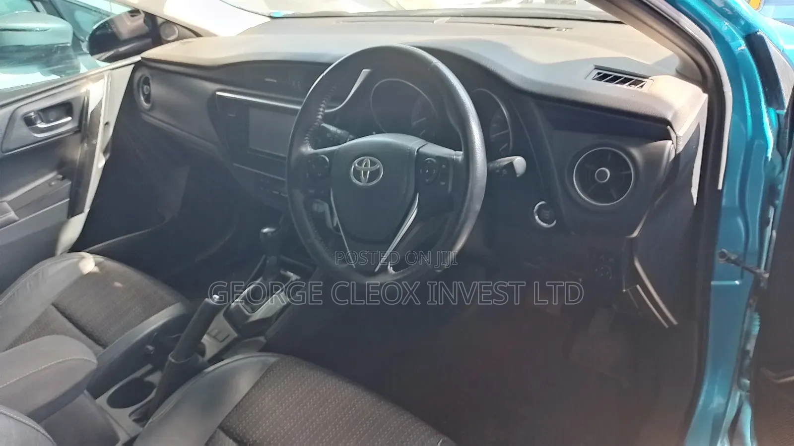 Toyota Auris 2017 Blue